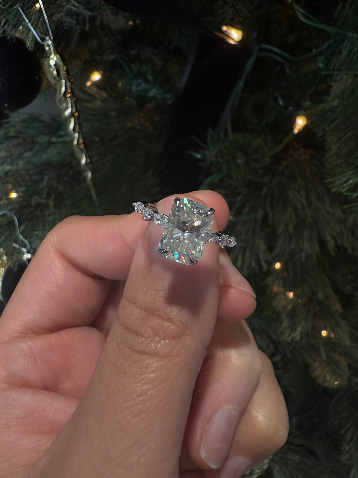 3.5ct radiant cut moissanite